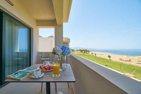 Silver Beach Hotel, Balcony