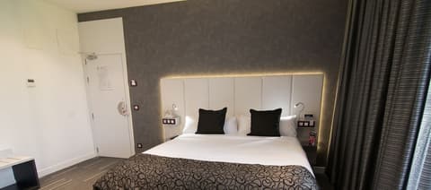 Petit Palace Santa Bárbara, Room