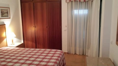 Clube Meia Praia, Room