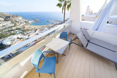 Servatur Riosol, Room