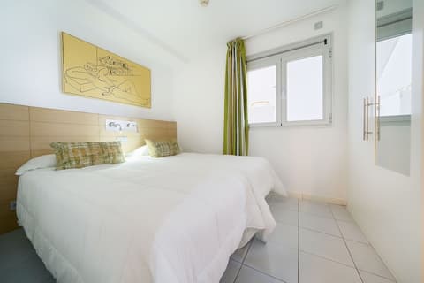 Servatur Riosol, Room