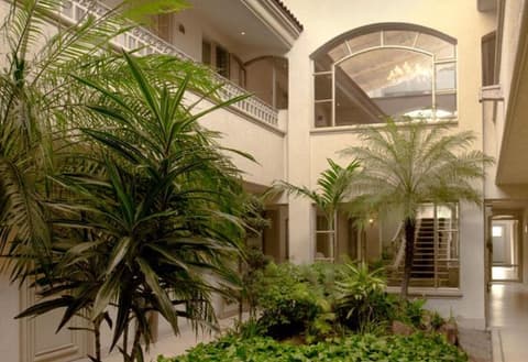 Hotel & Suites Quinta Magna