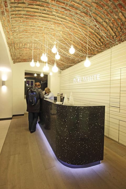 Pure White, Reception