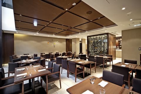 The Royal Park Hotel Kyoto Sanjo, Restaurant