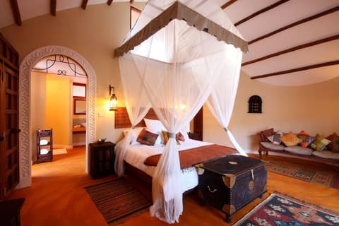 Kena Beach Hotel, Room