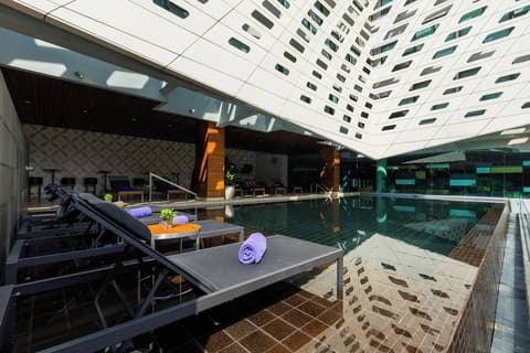 LiT BANGKOK Hotel, Outdoor pool