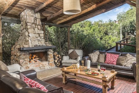 Kariega Game Reserve - Main Lodge, Lounge