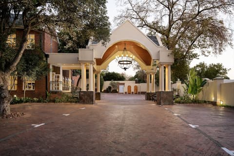 Premier Hotel Quatermain