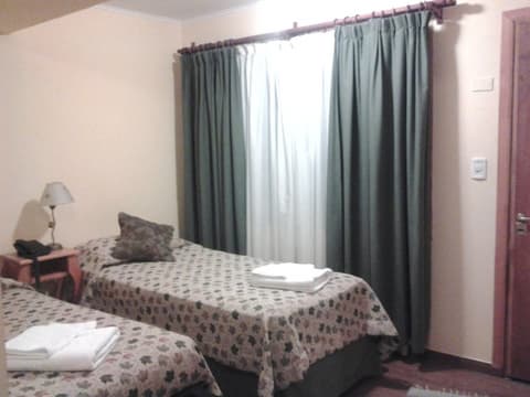 HOSTERIA LES ECLAIREURS, Room