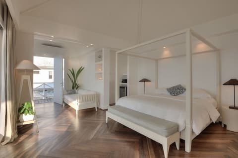 Diamonds Thudufushi Maldives Resort & Spa