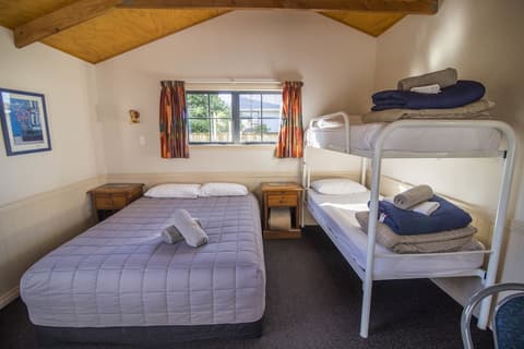 Tasman Holiday Parks - Te Anau, Room