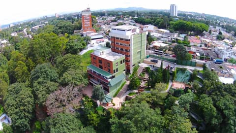 Suites Jardin Imperial