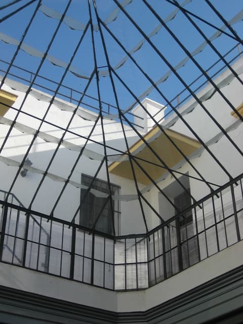 Apartamentos Larga 70, Interior entrance