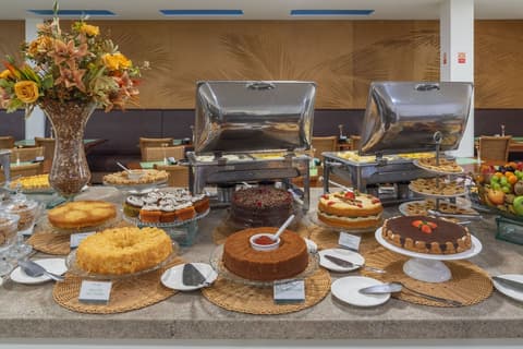 Palms Ponta Verde by Tropicalis