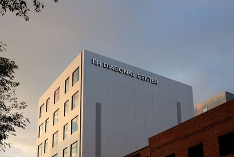 NH Barcelona Diagonal Center, Exterior
