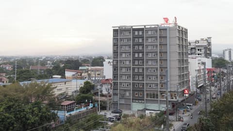 Red Planet Clark Angeles City