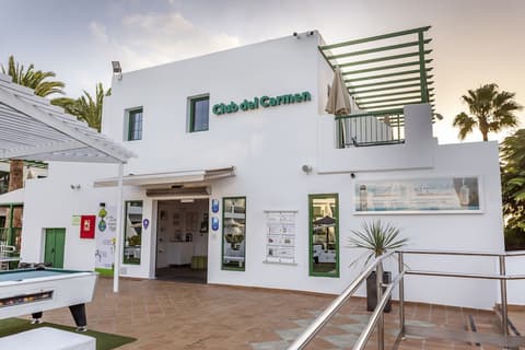 Club Del Carmen