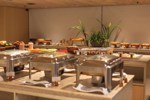 Ritz Suítes Grand Hotel Boutique, Breakfast buffet