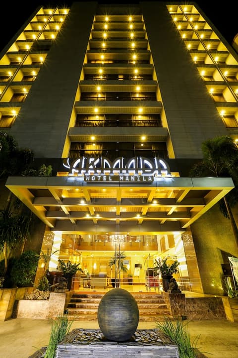 Armada Hotel, Front of property - evening/night