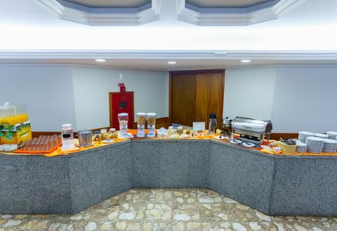 Hotel Augusta Boulevard, Restaurant