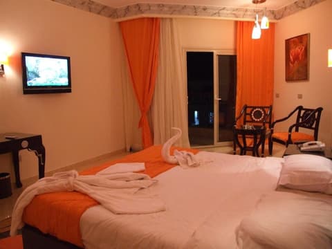 Sphinx Aqua Park Beach Resort - All Inclusive