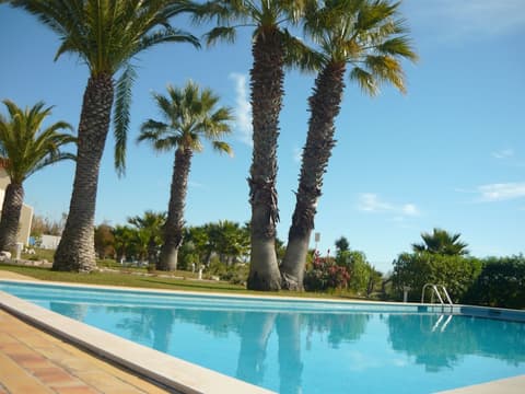 Praia da Lota Resort (Hotel & Apartments)