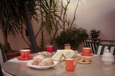 Hotel Arnolfo & Aqua Laetitia spa and beauty, Breakfast area