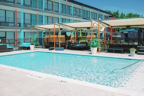 Heights House Hotel - Houston Heights Downtown, an Ascend Collection Hotel, View from room