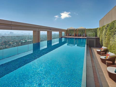 Grand Mercure Hanoi, Pool