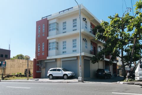 RedDoorz @ Golite Washington - Hostel