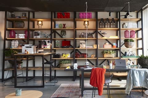 Moxy Amsterdam Schiphol Airport