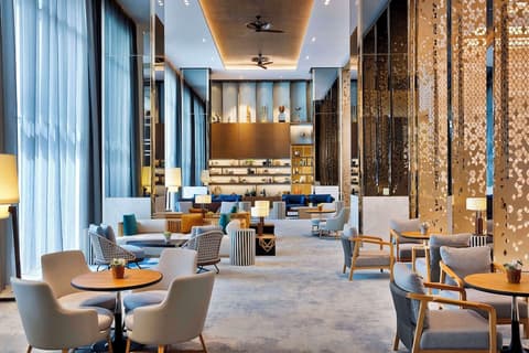 Hilton Abu Dhabi Yas Island, Lobby