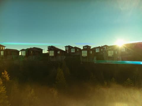 Flora Handüzü Resort & Wellness Bungalow Hotel