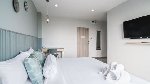 Tree Tara Hotel, Room