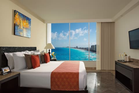 Krystal Grand Cancun All Inclusive