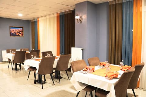 Kars Atapark Boutique Hotel, Restaurant