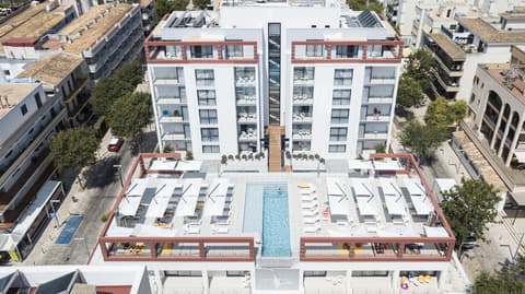 Kyrat Amarac Suites, Exterior