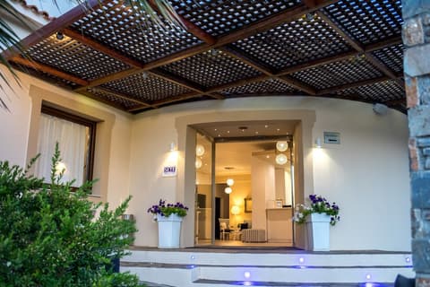 Skopelos Holidays Hotel