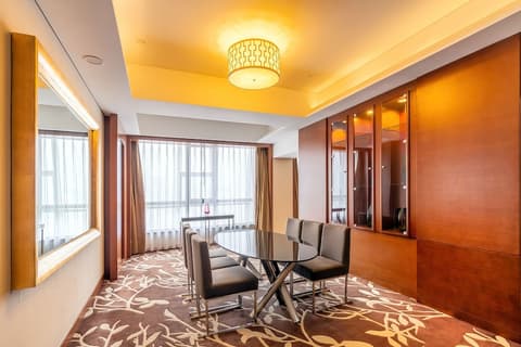 DoubleTree by Hilton Hotel Shenyang