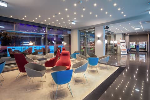 Holiday Inn Express Lisbon - Alfragide by IHG