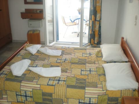 Rea Sun Hotel Studios Apartments