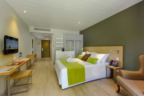 Mauricia Beachcomber Resort & Spa, Room