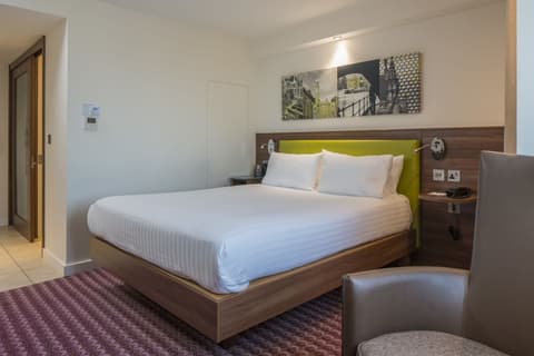Hampton by Hilton Birmingham Broad Street, Room