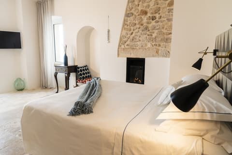 Antico Mondo Rooms & Suites