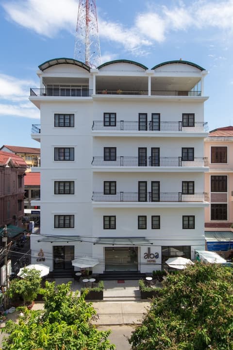 Alba Hotel
