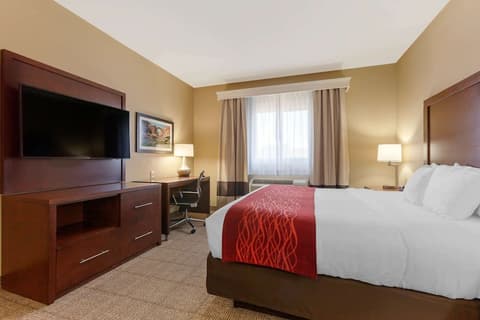 Comfort Inn & Suites Page at Lake Powell, Room