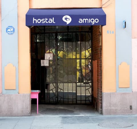 Hostal Amigo - Hostel, Front of property