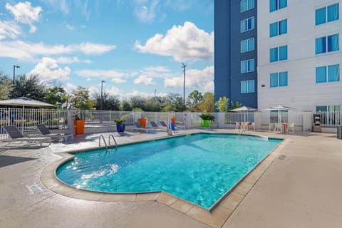 Hilton Garden Inn Houston NW America Plaza, Pool