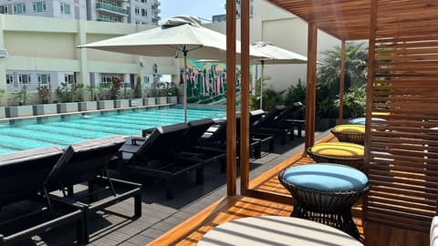 Holiday Inn & Suites Makati by IHG