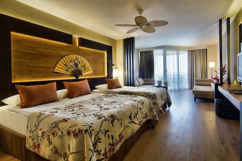 Limak Lara De Luxe Hotel - All Inclusive